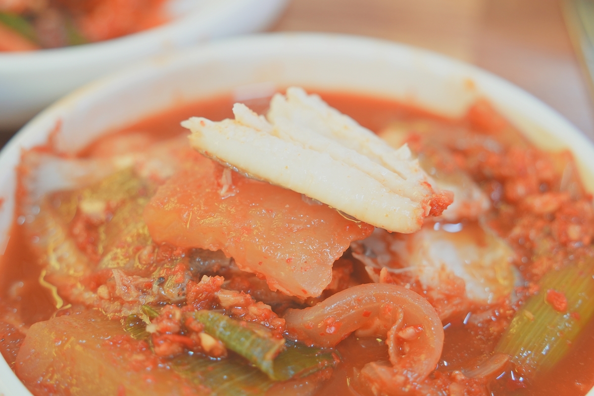 황포식당 가자미찌게 사진